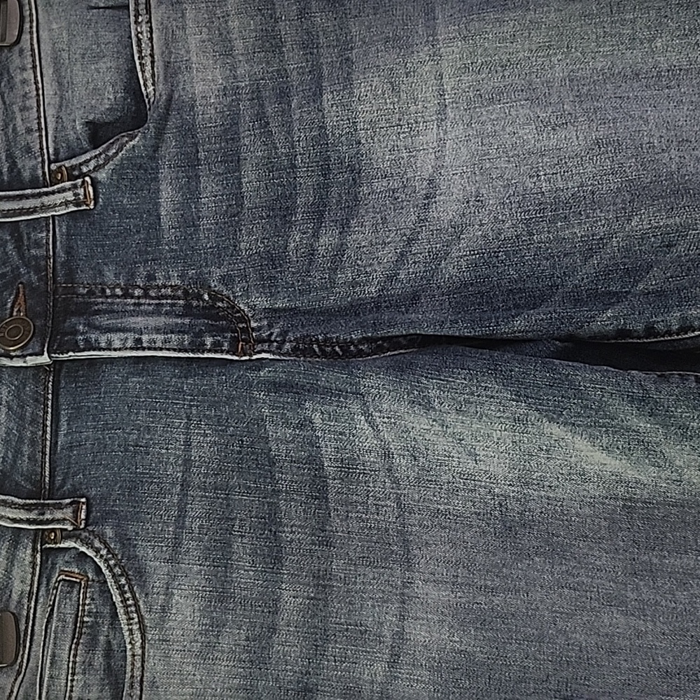Kut from the Kloth Carlo Ankle Skinny Jeans. Size 8.